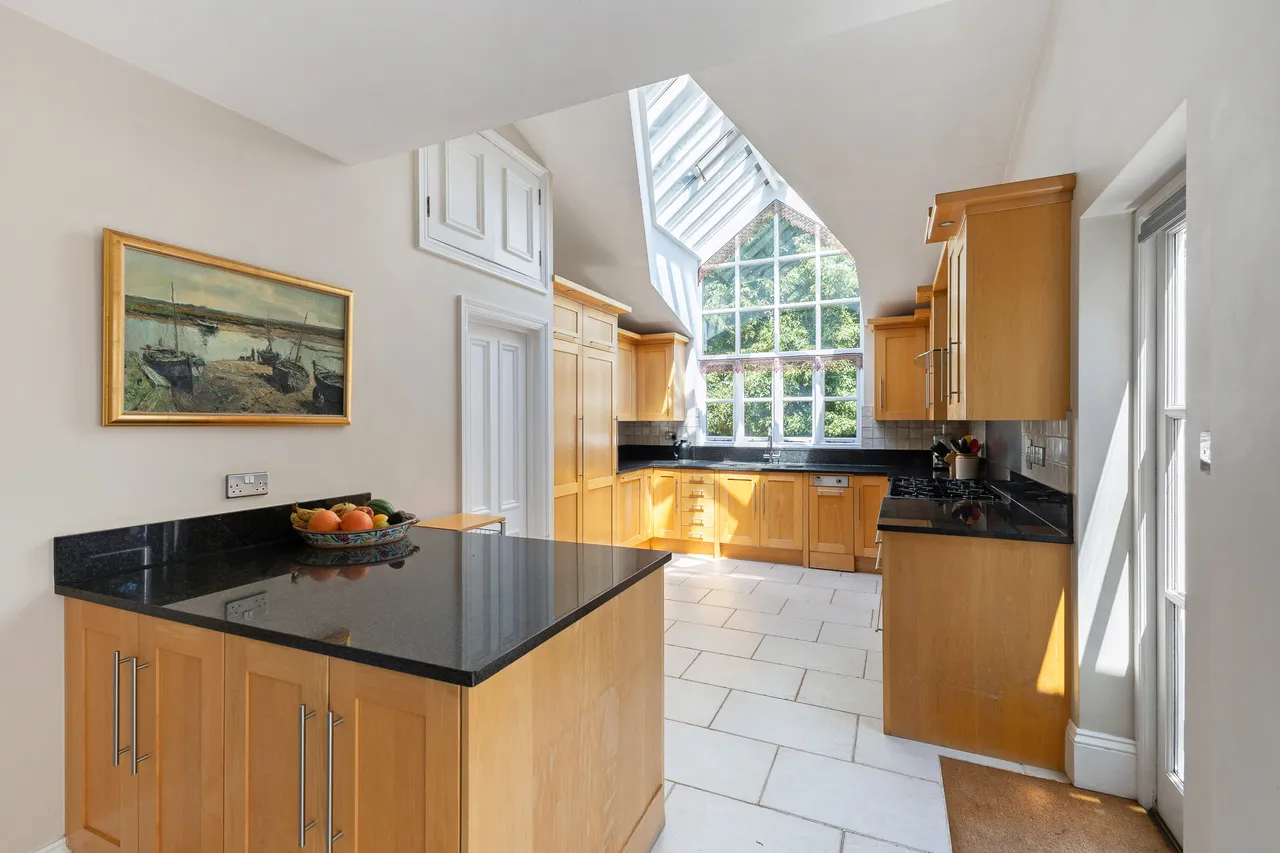 Lingfield Road, Wimbledon, South West London, photo 9