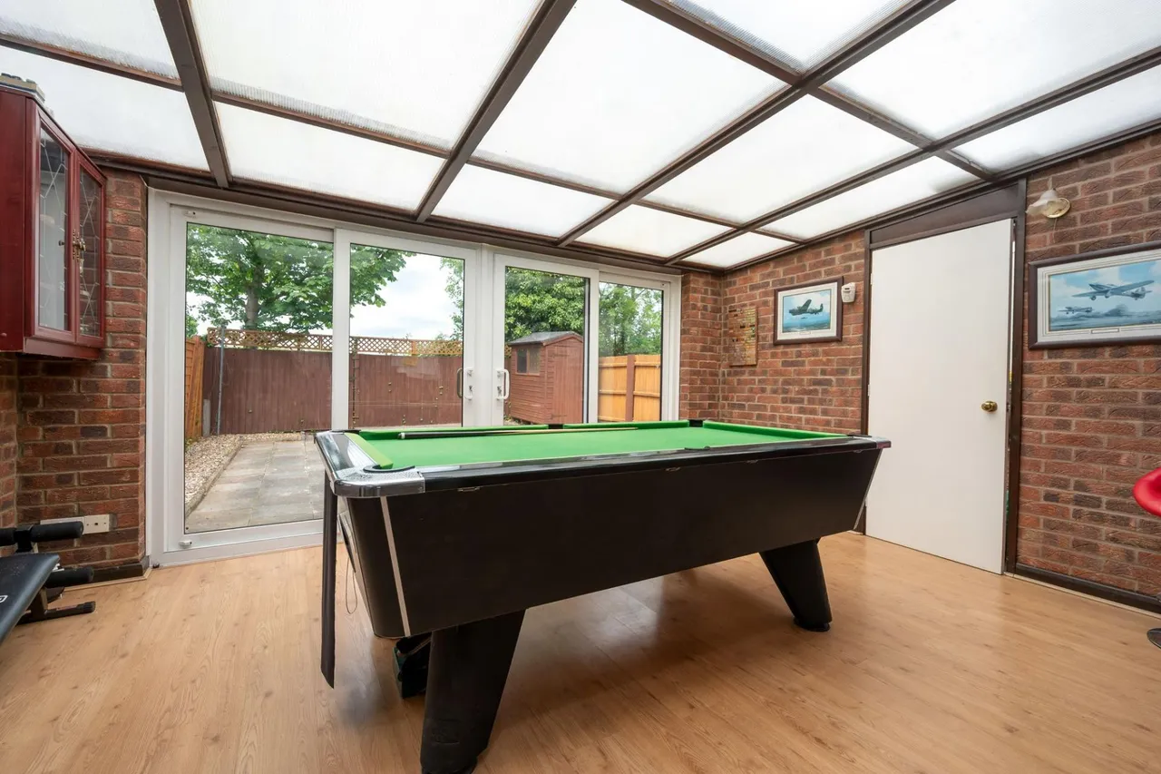 Brookside, Werrington, PE4, photo 7