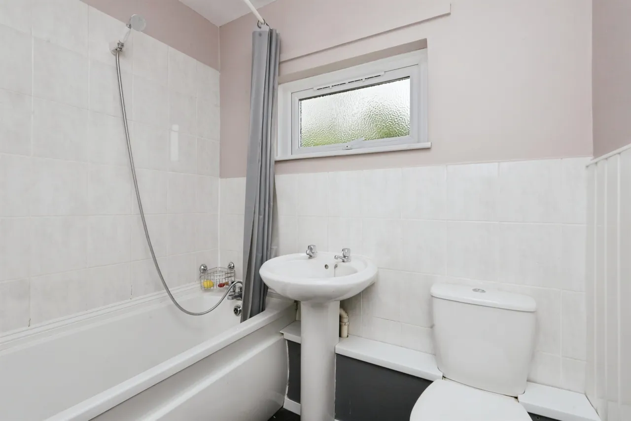 Woburn Way, Eastbourne, BN22, photo 13