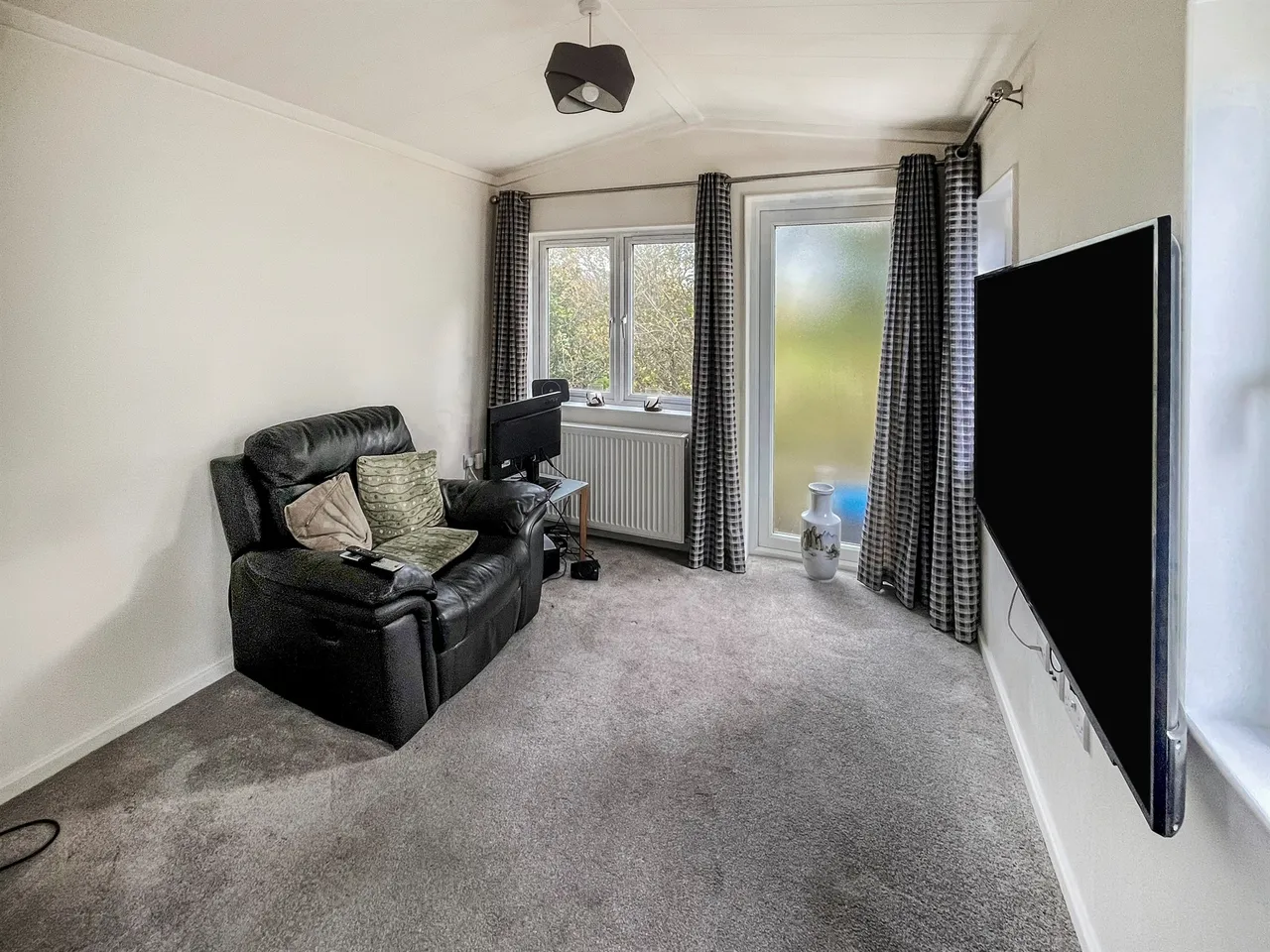Mill Lane, Meadowbank, Winsford, photo 4
