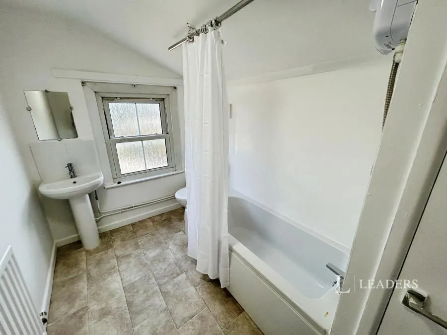 Gladstone Street, Peterborough, PE1, photo 12