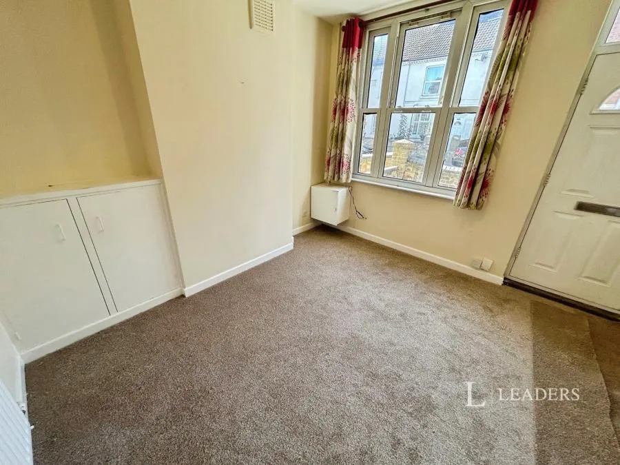 Gladstone Street, Peterborough, PE1, photo 4