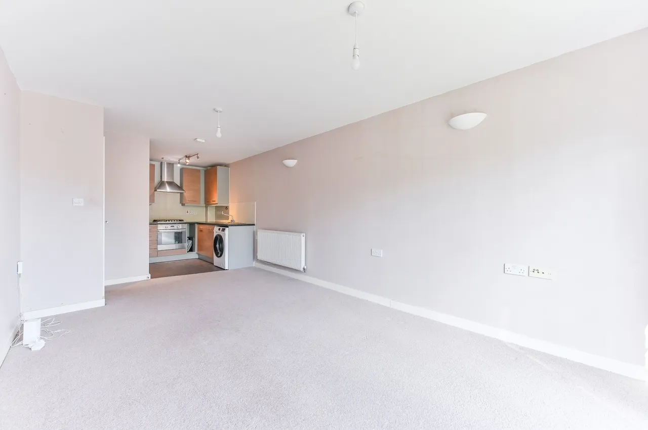 Flat 35, Angel Court, 111 Addiscombe Road, Croydon, photo 6