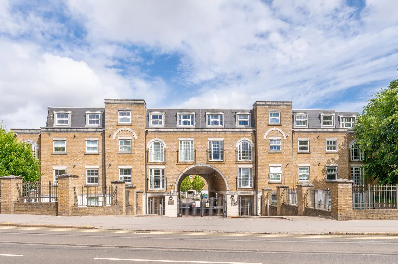 1 bed flat for sale — Flat 35, Angel Court, 111 Addiscombe Road, Croydon