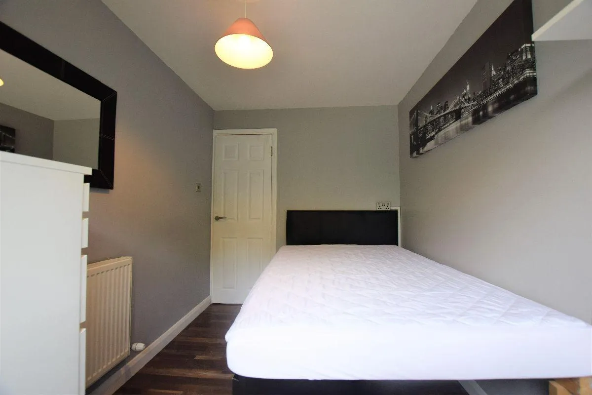 Tenterden Drive, Canterbury, CT2, photo 11