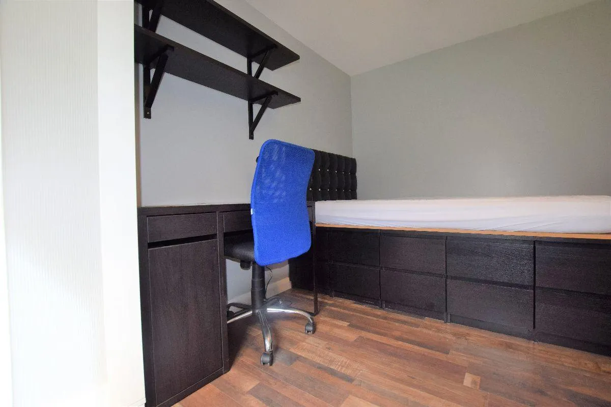 Tenterden Drive, Canterbury, CT2, photo 13