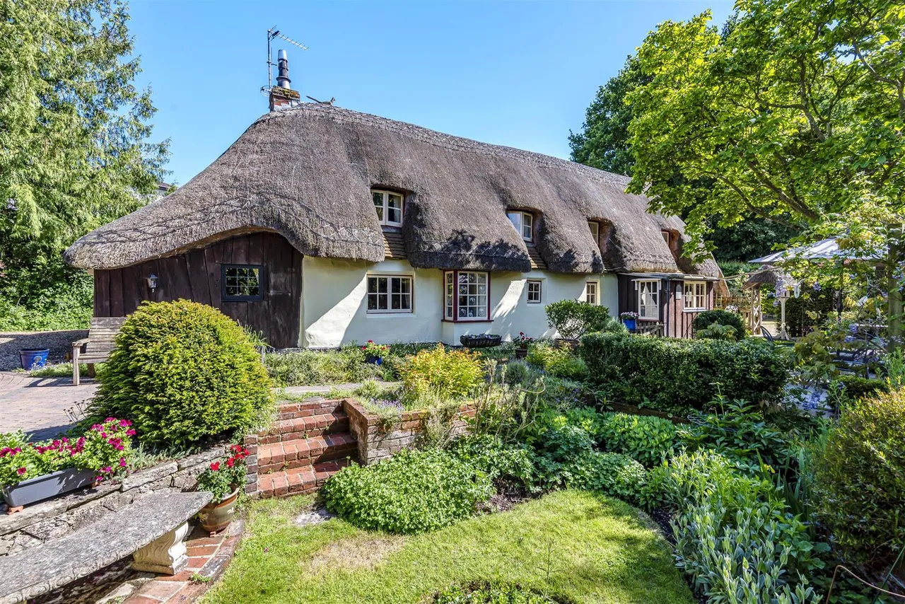 3 bed house for sale — Dibles Road, Warsash