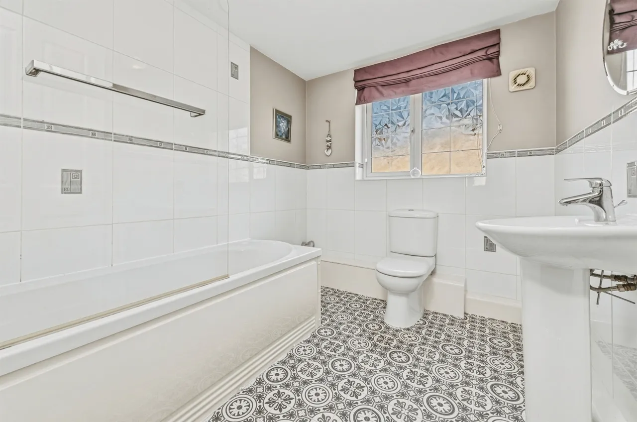 Prospect Road, Longwood, HD3, photo 11