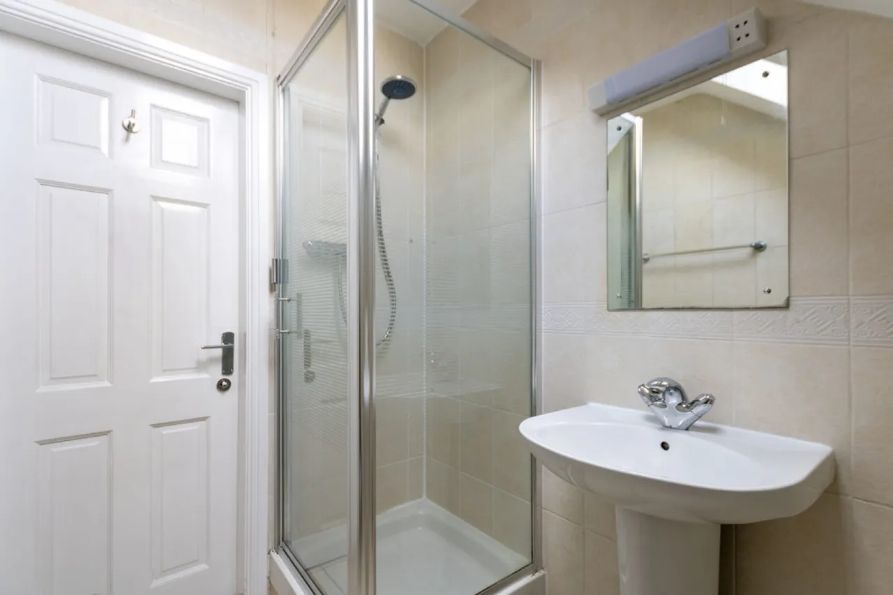 Reddicap Court, Reddicap Hill, Sutton Coldfield, B75, photo 5