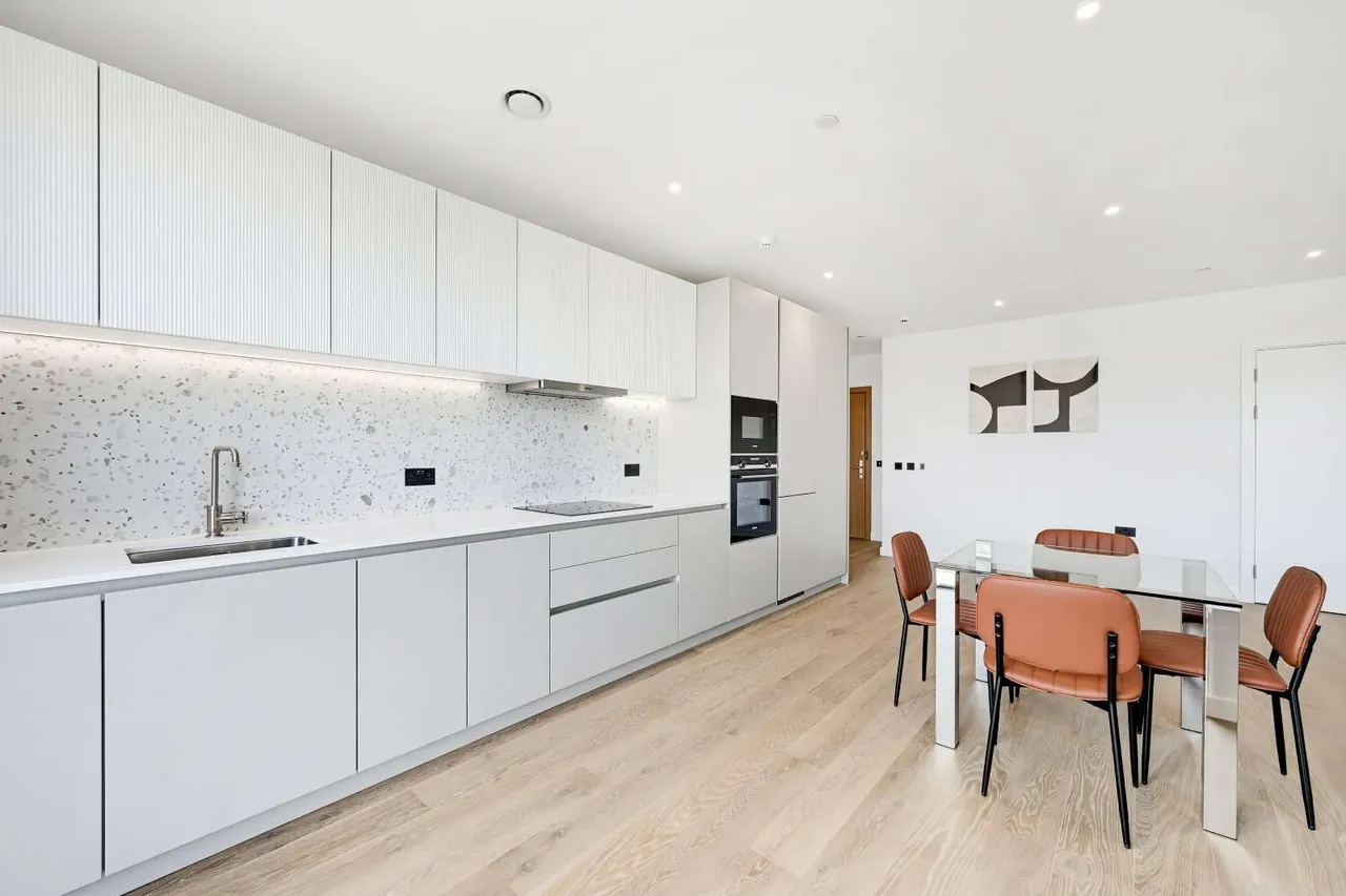 Hurlingham Waterfront, 362 Wandsworth Bridge Road, London, SW6 3FA, photo 9