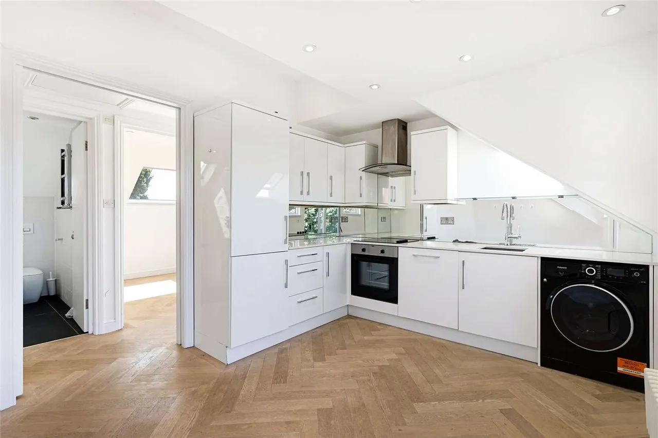 Ornan Road, London, NW3, photo 10