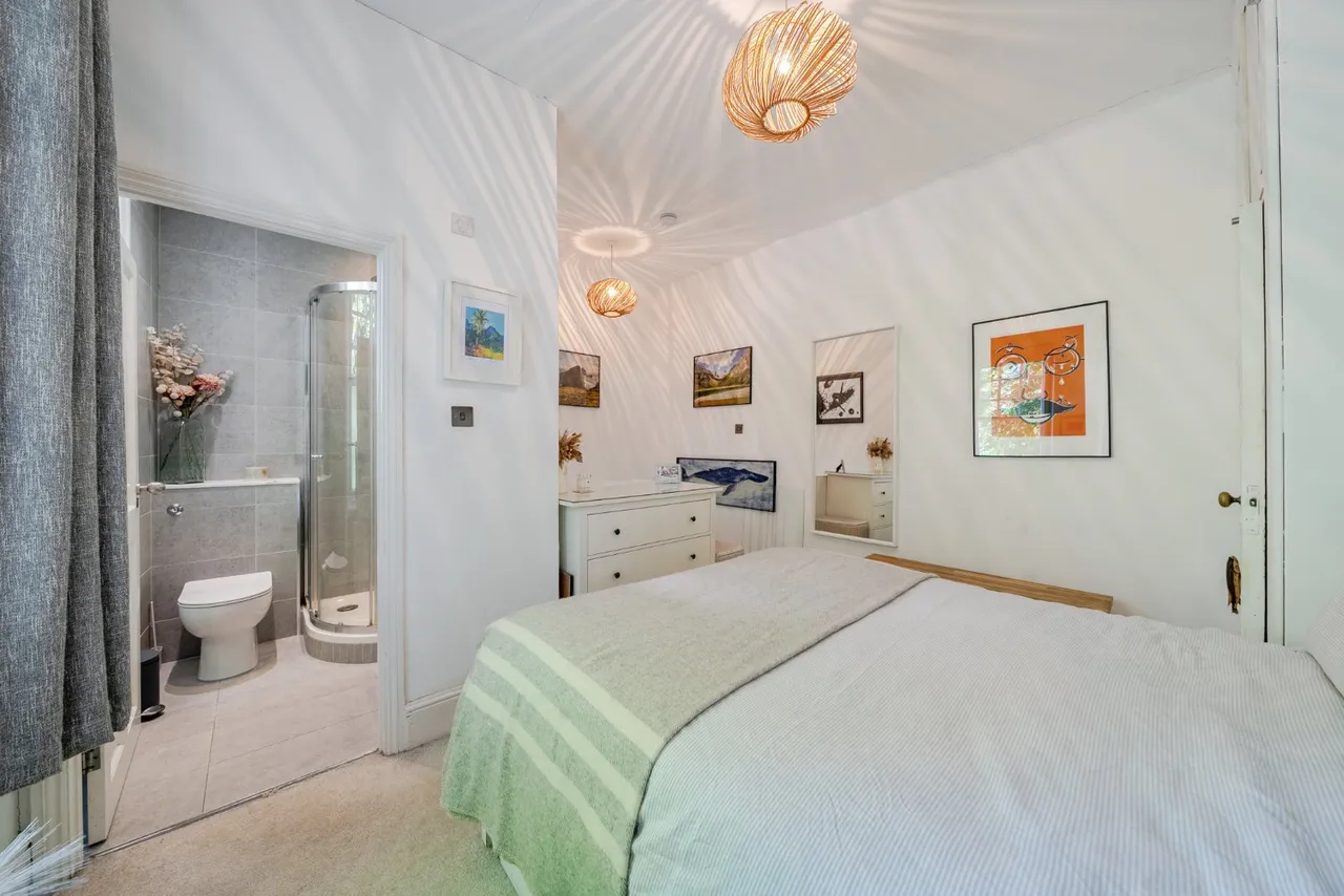 Bedford Hill, Balham, London, SW12, photo 11