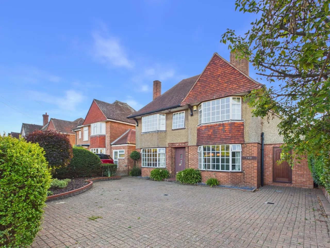 4 bed property for sale, Corton Road, Lowestoft