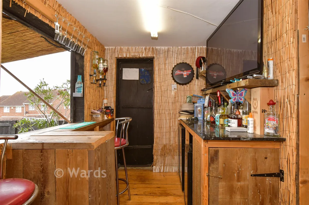 St. James Close, Warden Bay, ME12, photo 8