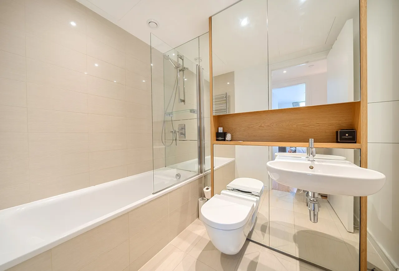 Eastfields Avenue, London, SW18 1JY, photo 12