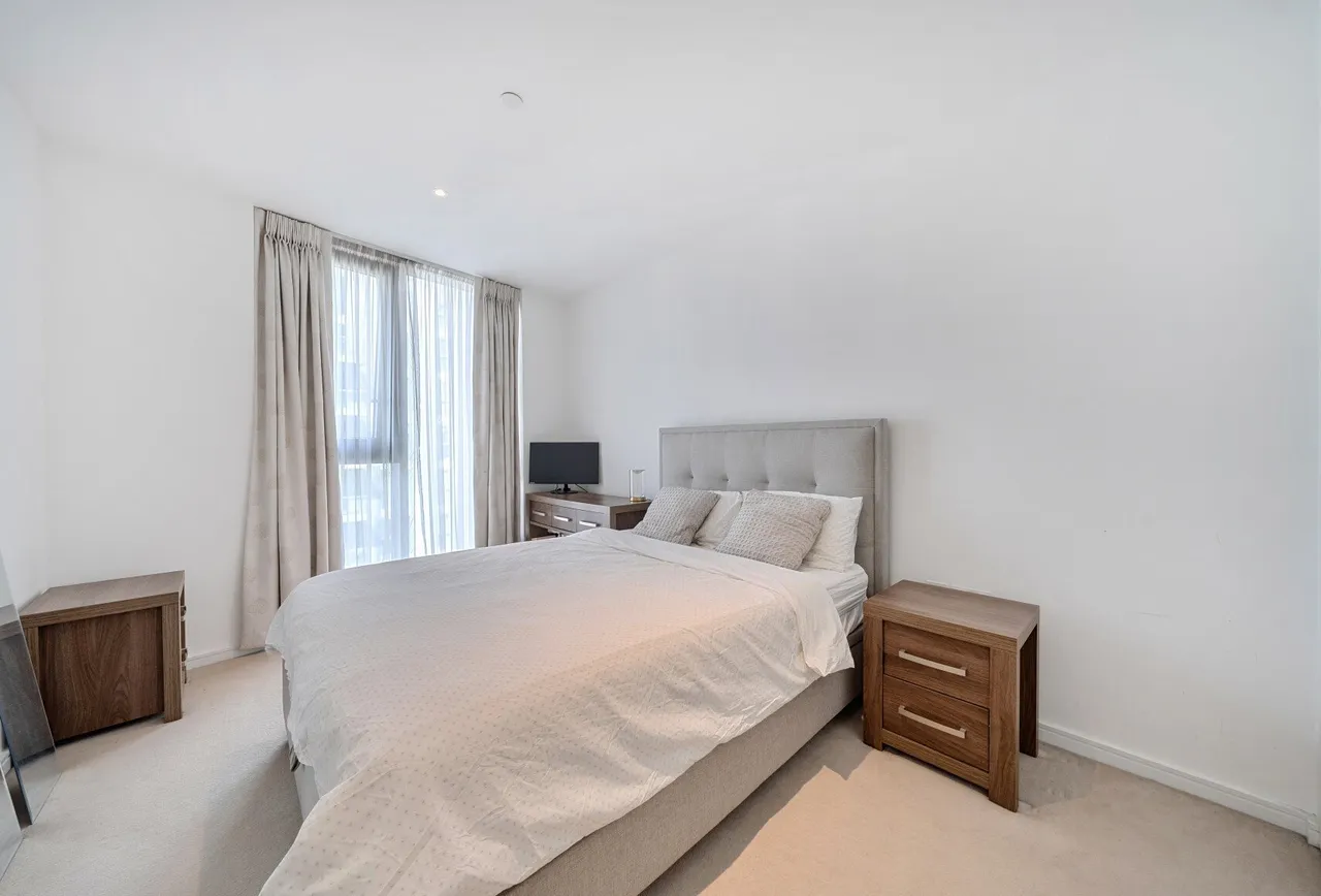 Eastfields Avenue, London, SW18 1JY, photo 7