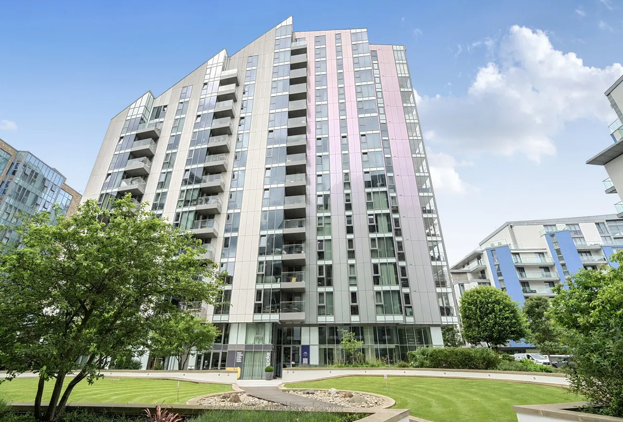 Eastfields Avenue, London, SW18 1JY, photo 13