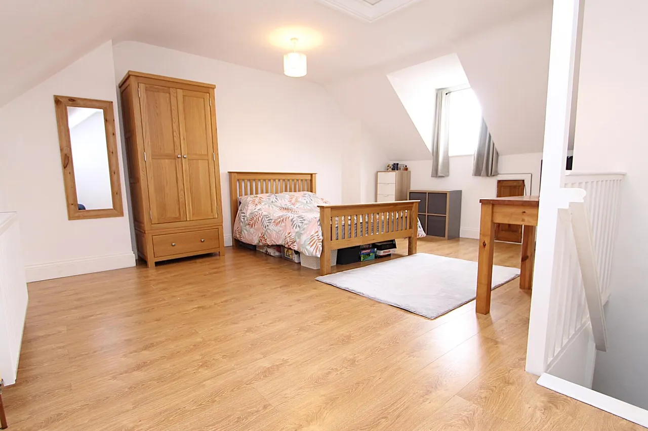 Woodfield Crescent, Kidderminster, photo 10