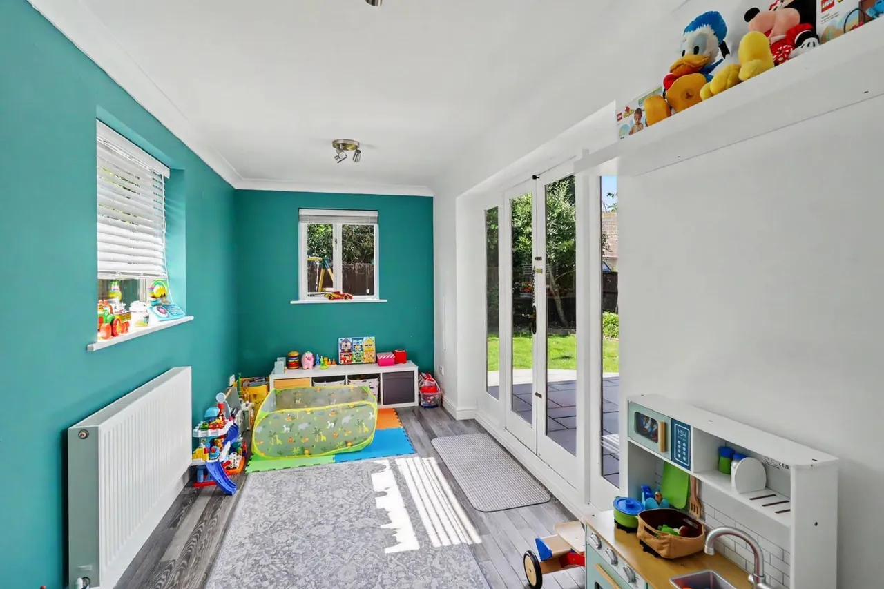 Fairfax Close, Ashby-De-La-Zouch, LE65, photo 13