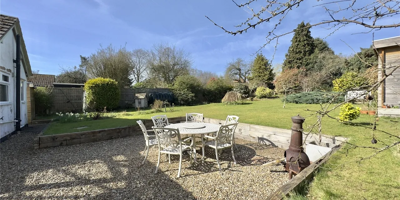 Mudhouse Lane, Burton, CH64, photo 3