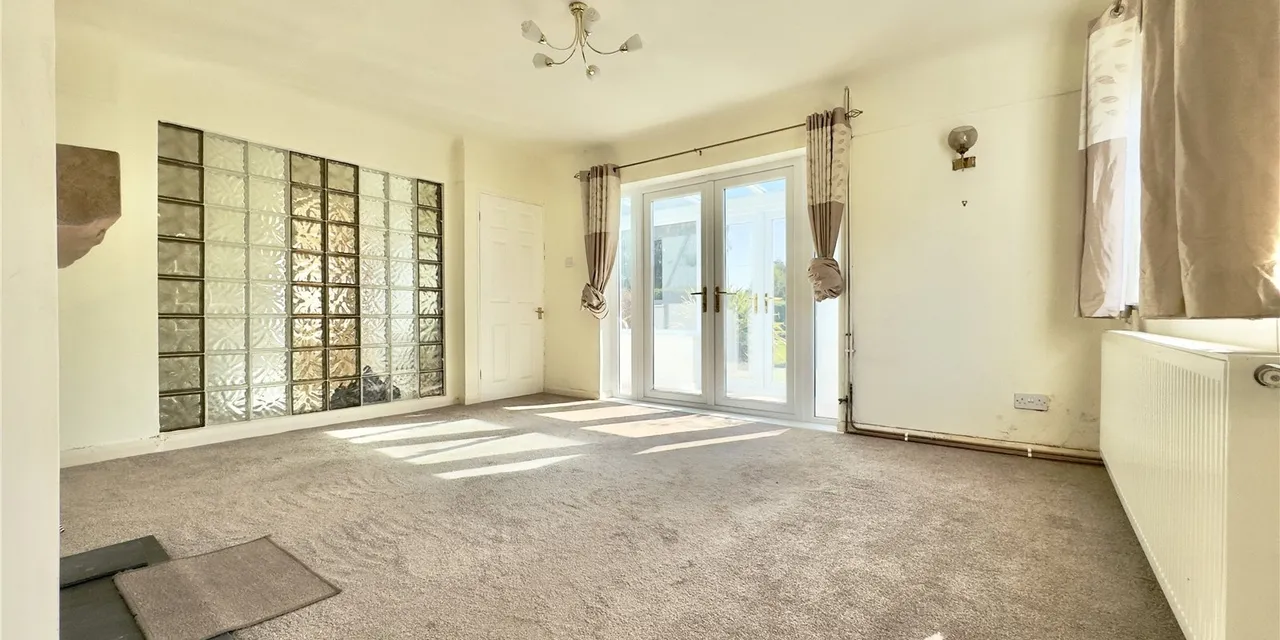 Mudhouse Lane, Burton, CH64, photo 7