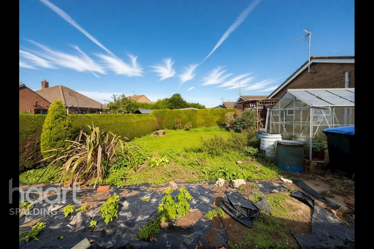 Littlebury Gardens, Holbeach, PE12, photo 18