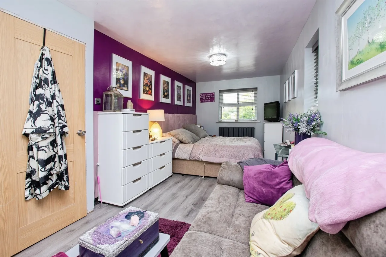 Redcar Close, Mansfield, NG18, photo 13