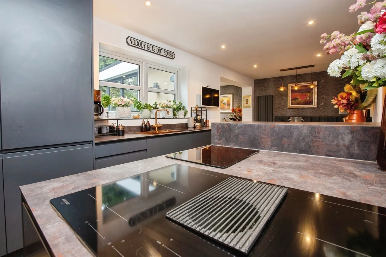 Redcar Close, Mansfield, NG18, photo 8