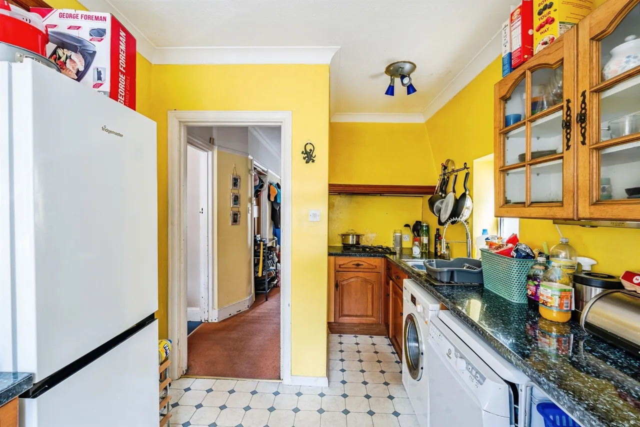 Milton Road, Eastbourne, photo 5