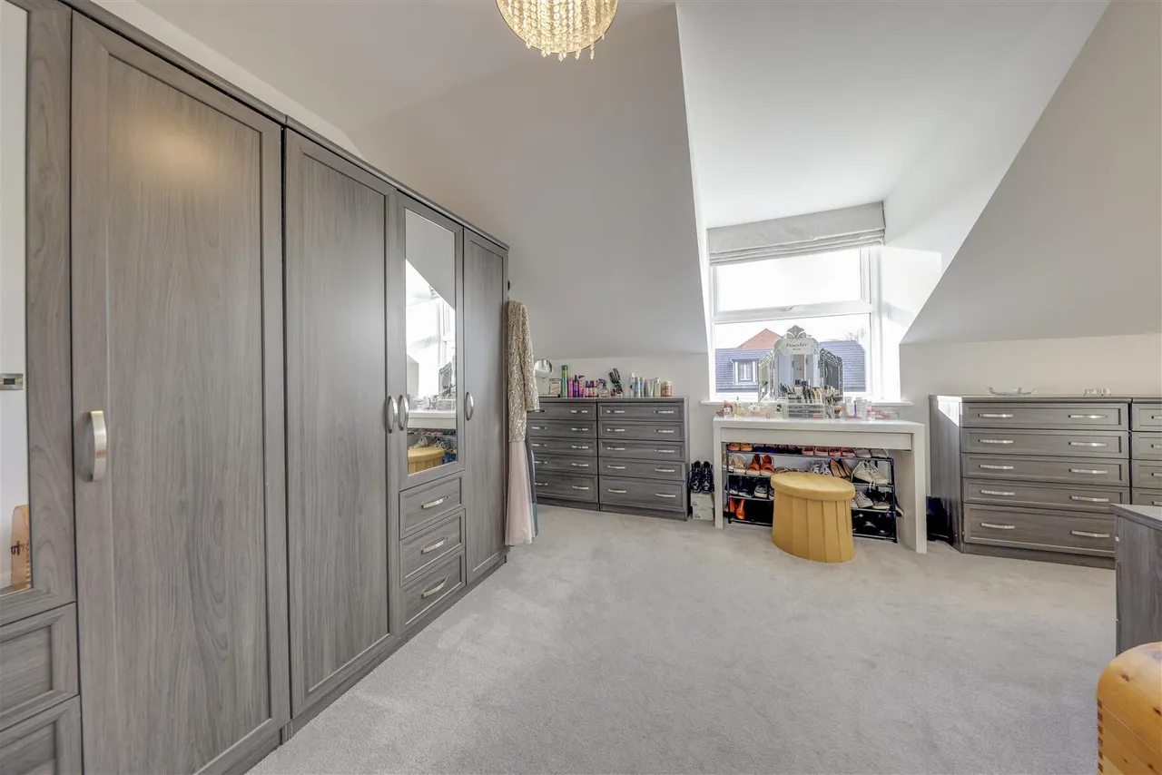 Bleaklow Court, Hawkshaw, photo 33