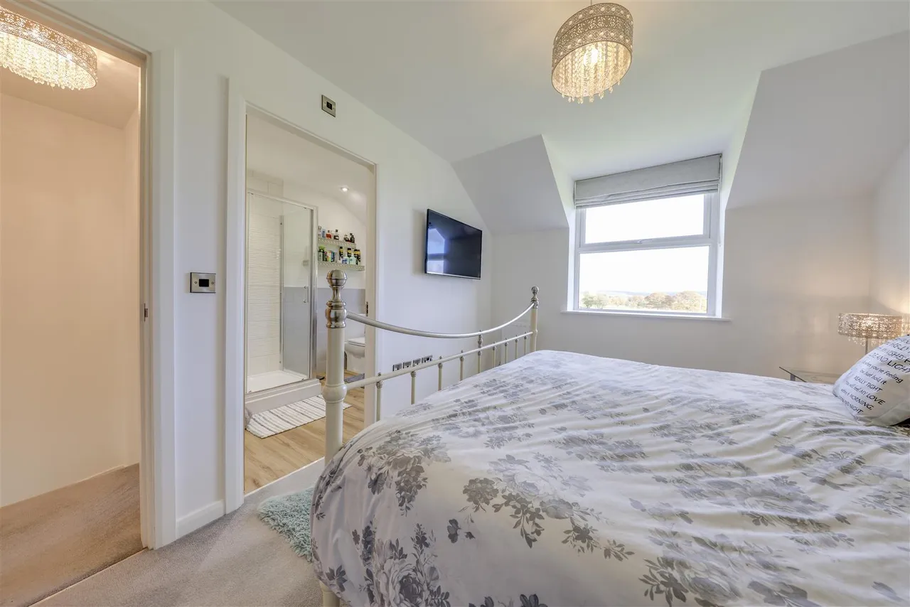 Bleaklow Court, Hawkshaw, photo 28