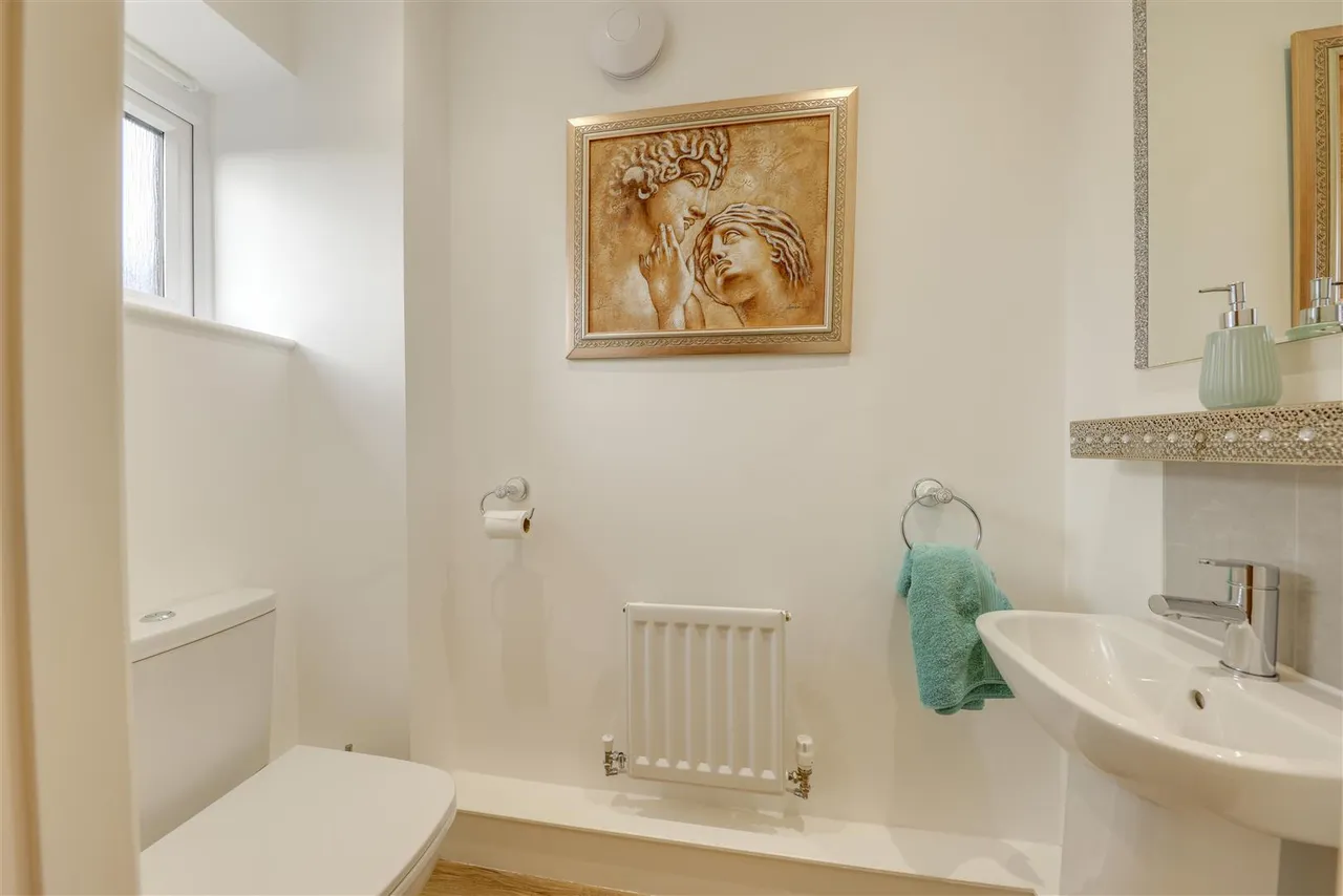 Bleaklow Court, Hawkshaw, photo 9