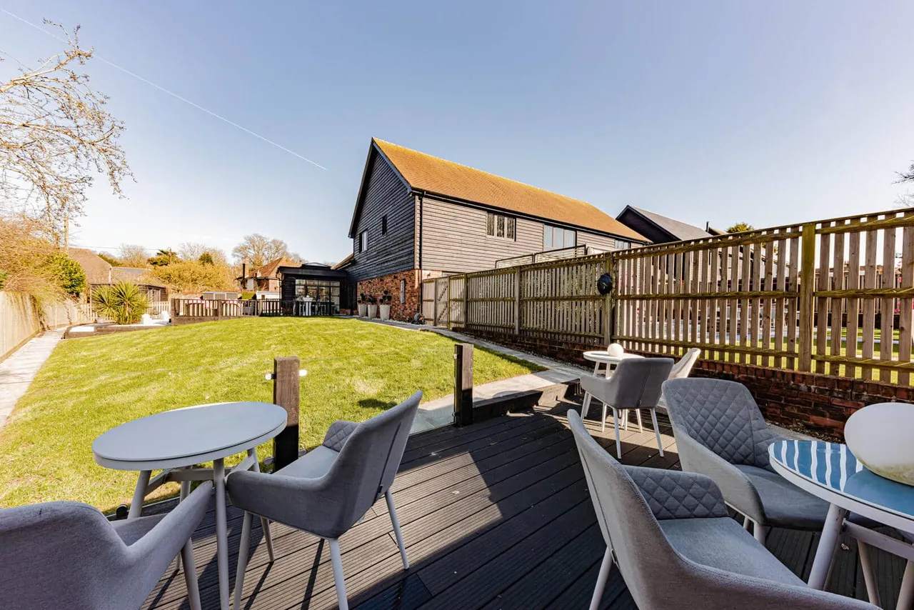 Windmill Close, Hawkinge, Folkestone, Kent, CT18 7UE, photo 46