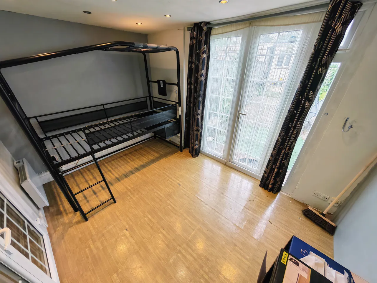 Mandeville Road, Northolt, UB5, photo 6