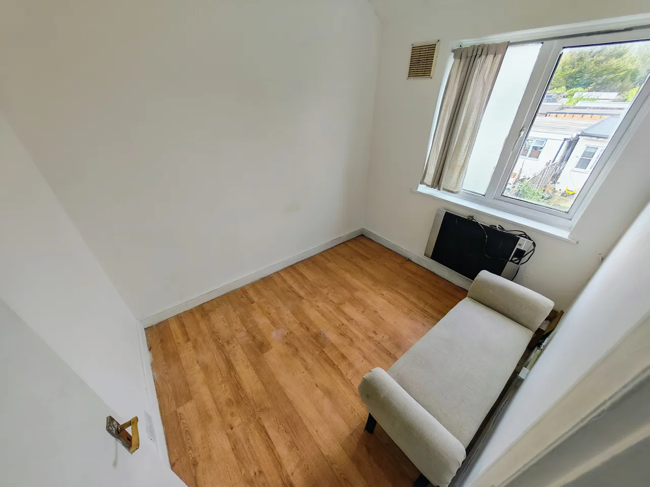 Mandeville Road, Northolt, UB5, photo 8