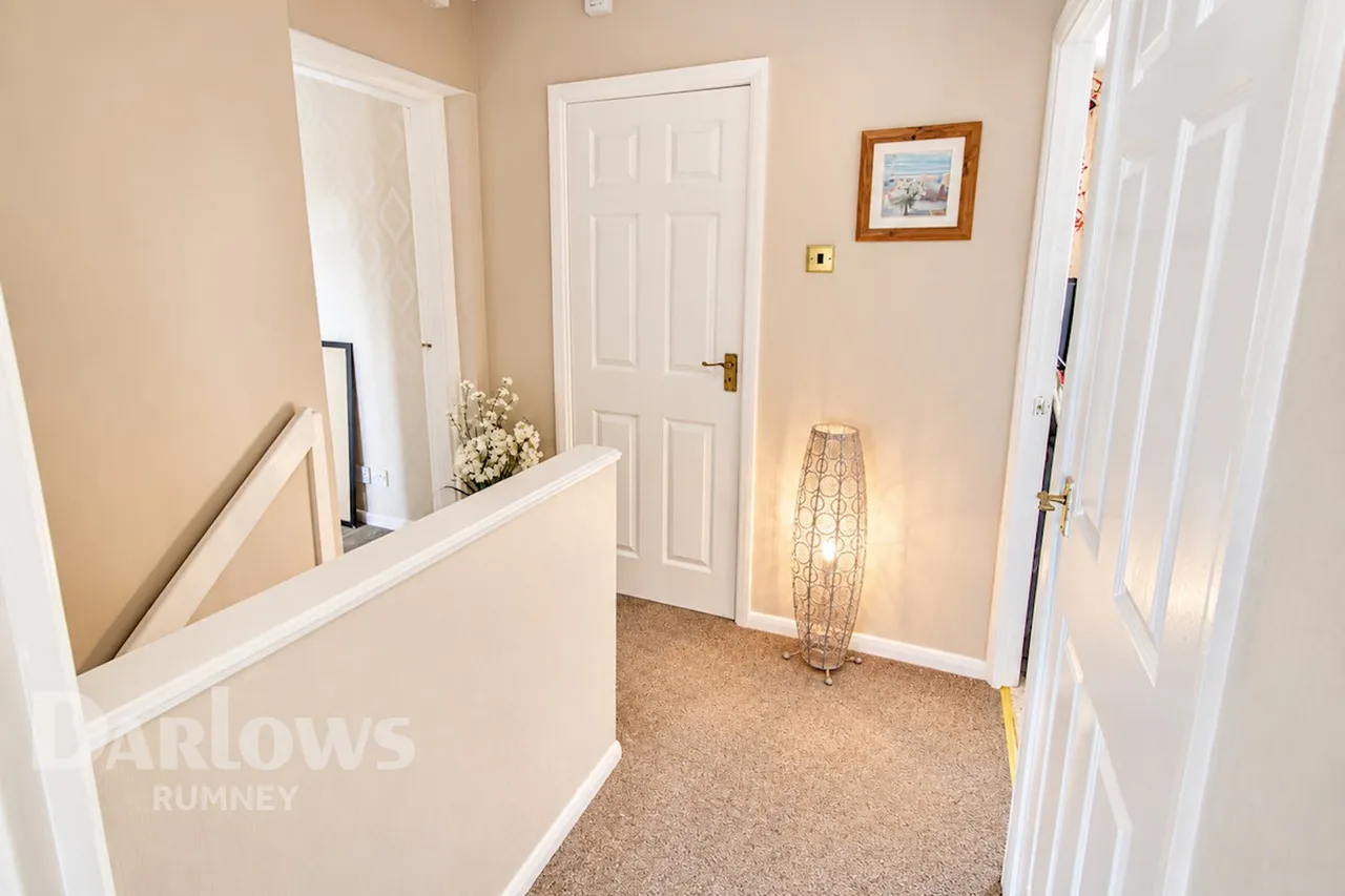 Glenrise Close, Cardiff, photo 12