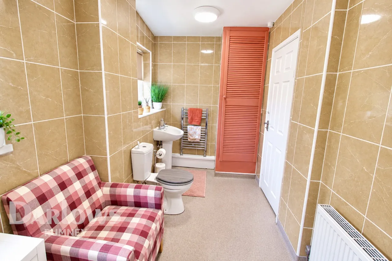 Glenrise Close, Cardiff, photo 16