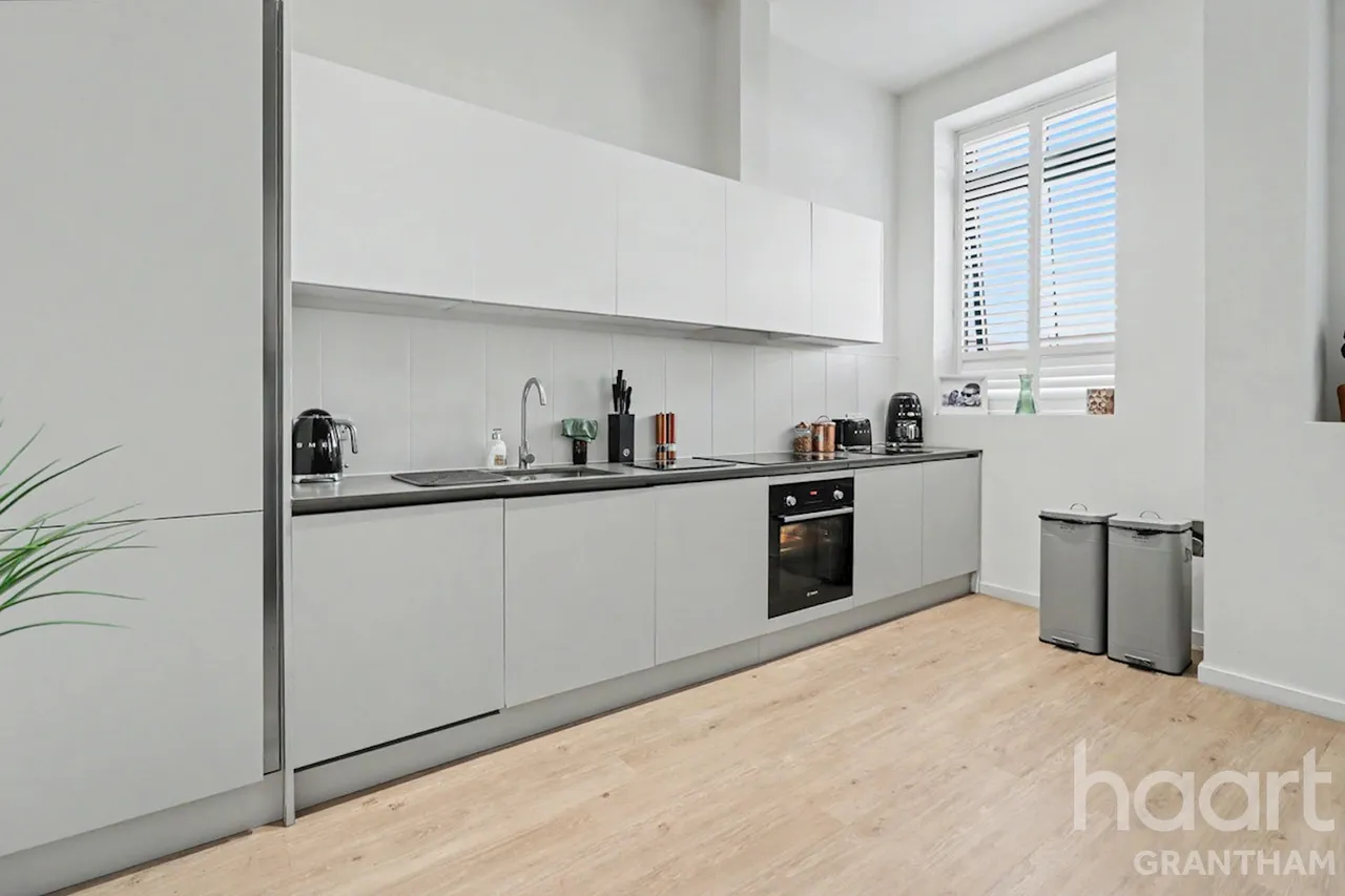 Victoria Street, Newark, NG24, photo 3