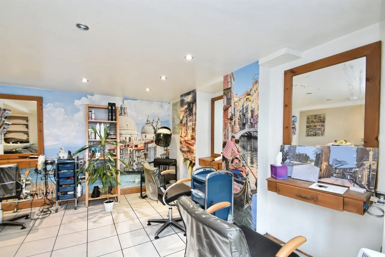 Cheltenham Mount, Harrogate, HG1, photo 15