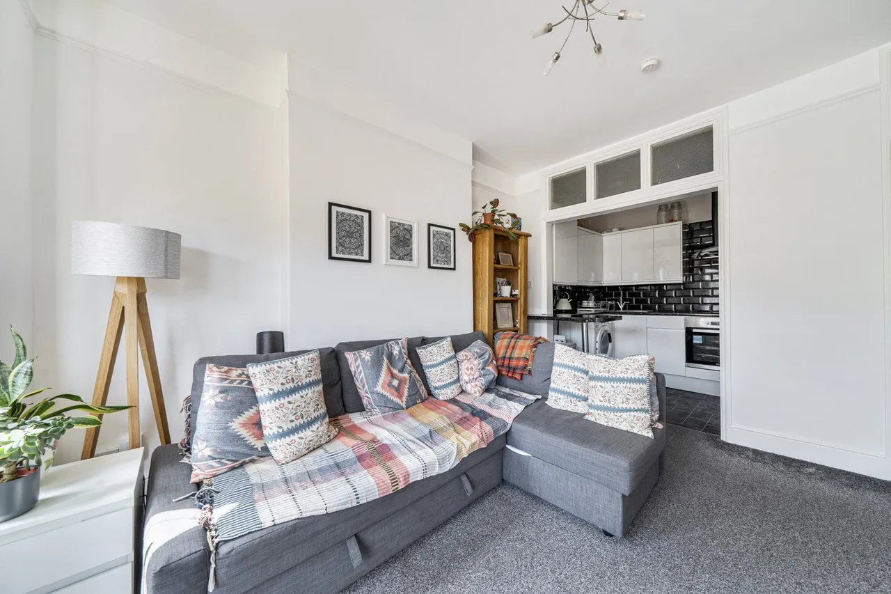 Barry Road, SE22, photo 9
