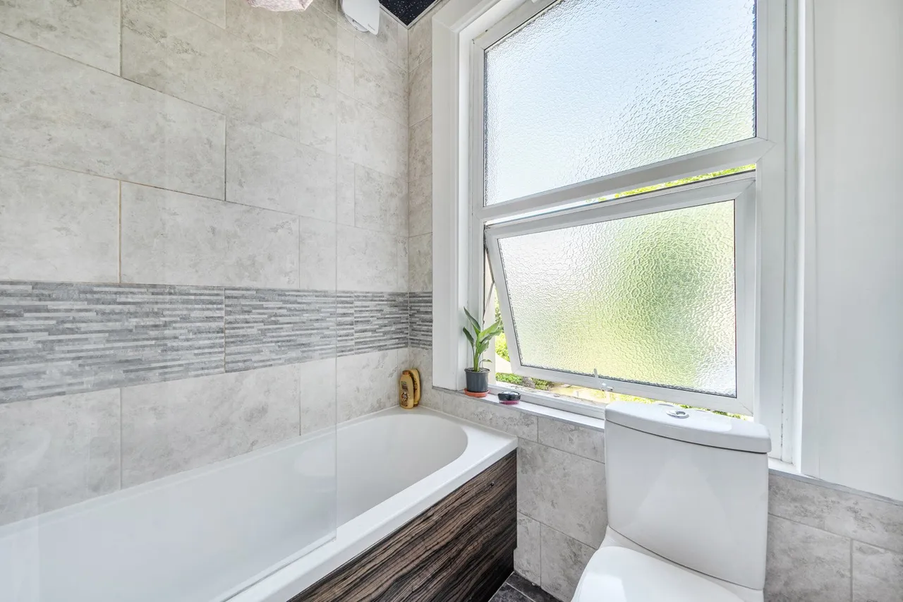 Barry Road, SE22, photo 6