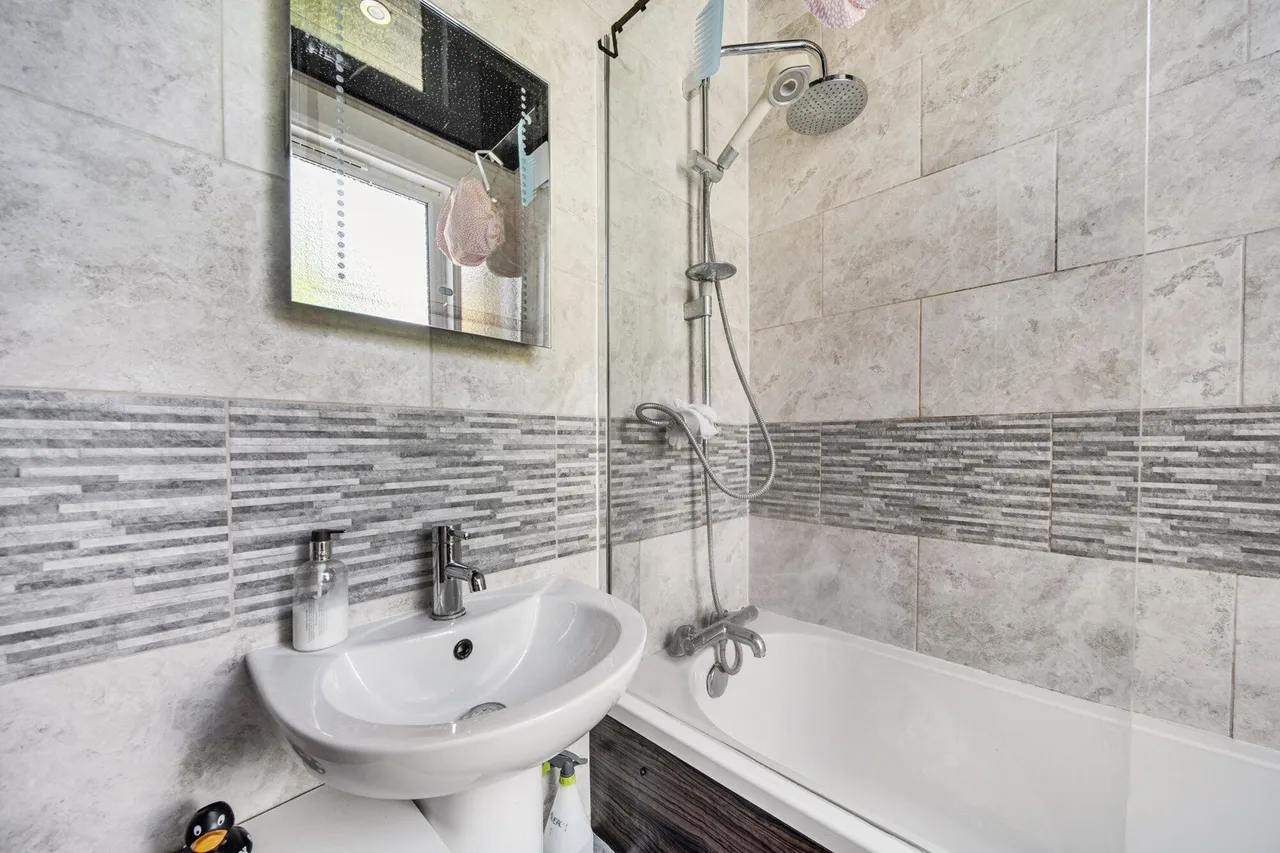 Barry Road, SE22, photo 10