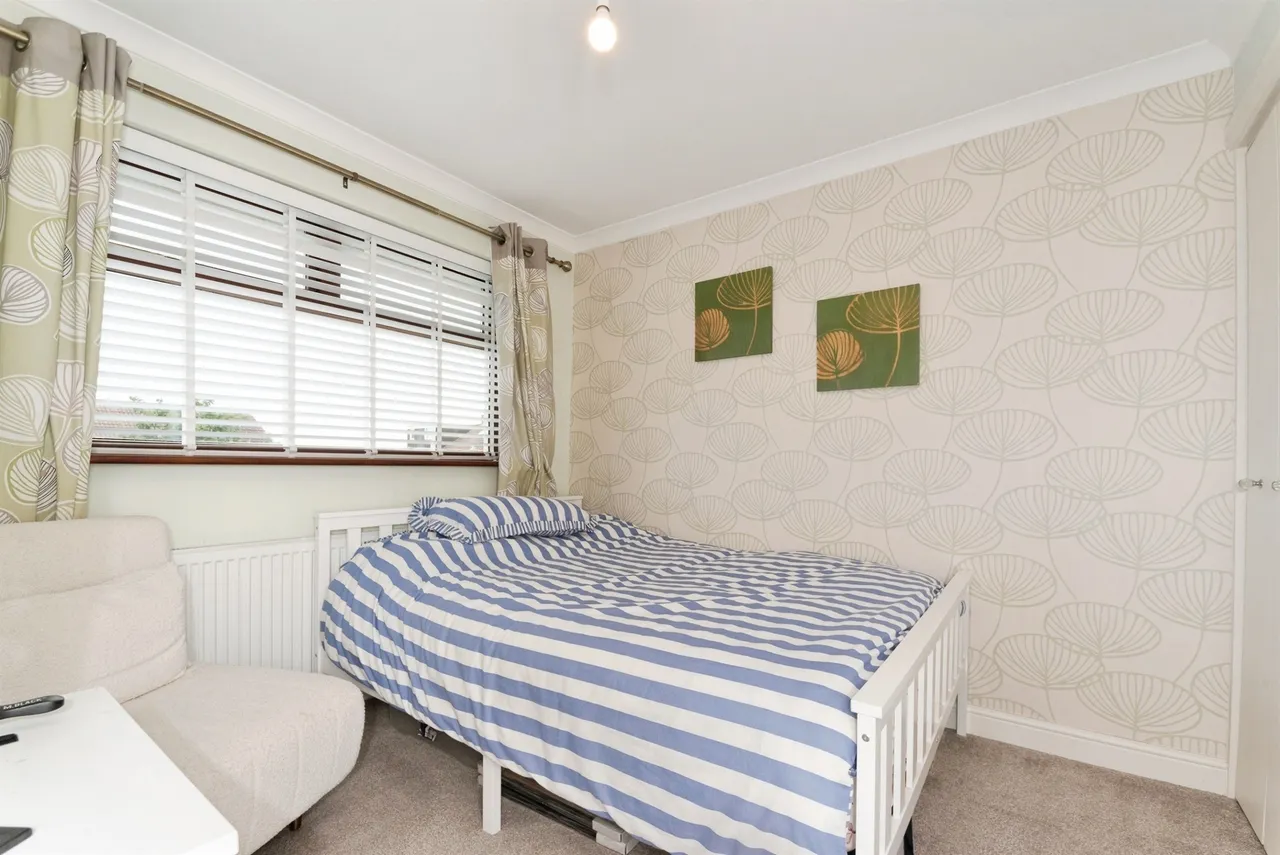 Nyland Road, Swindon, SN3, photo 11