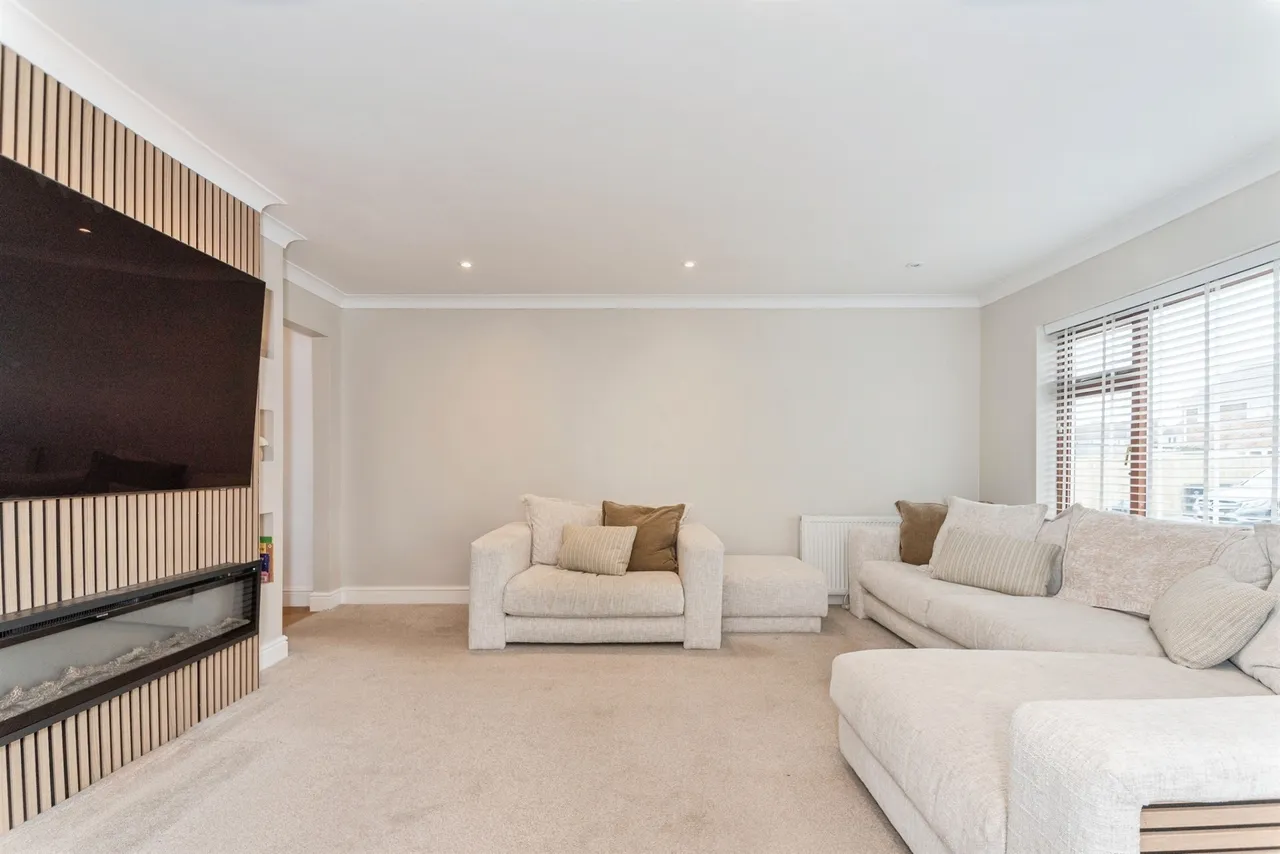 Nyland Road, Swindon, SN3, photo 2