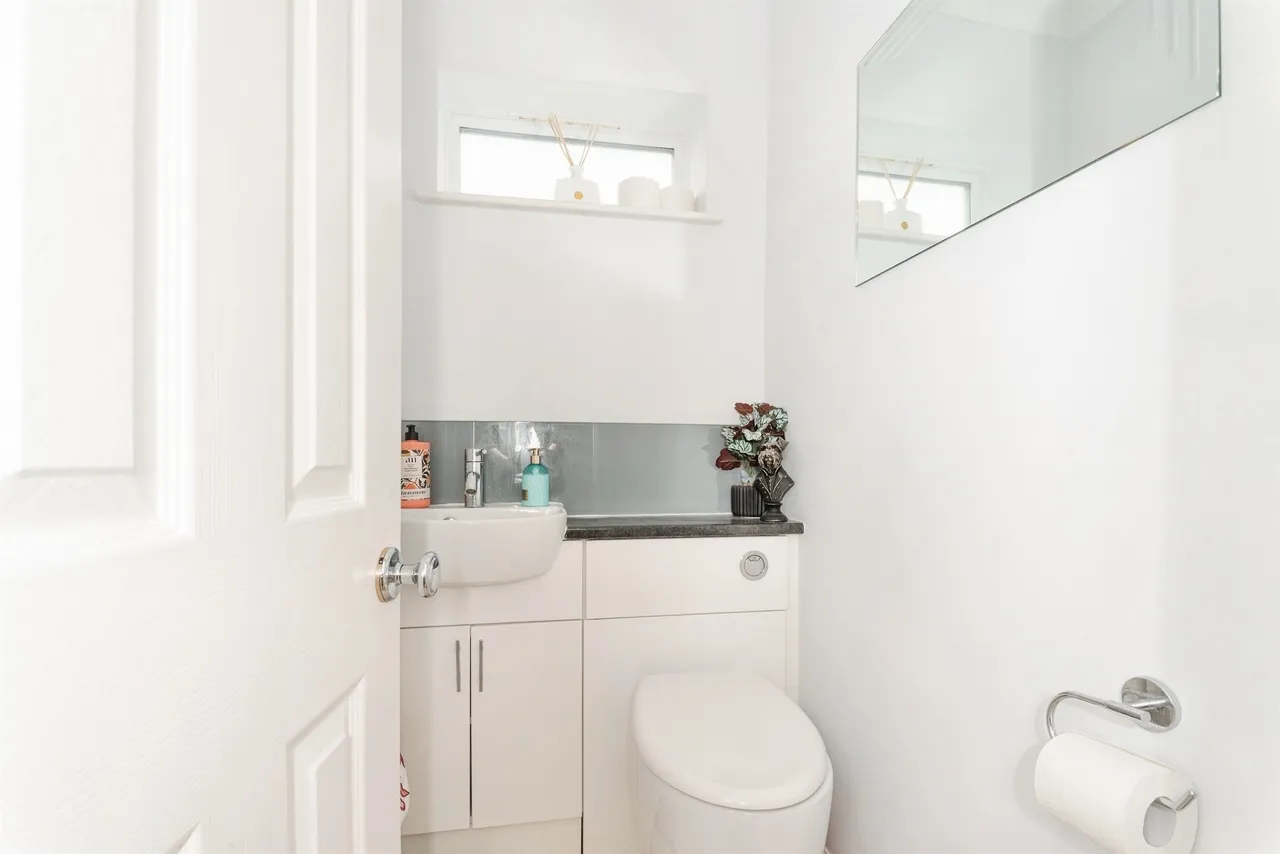Nyland Road, Swindon, SN3, photo 12