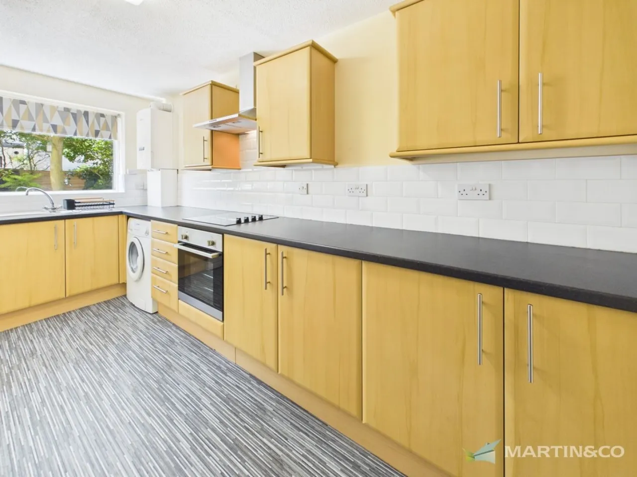 Eaton Court, St Annes FY8, photo 5