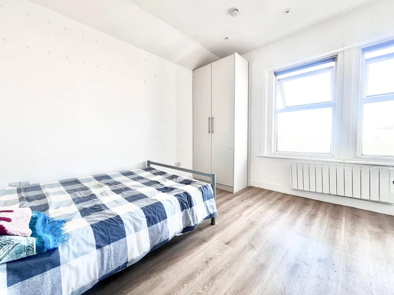 Whitton Road, Hounslow, TW3, photo 4