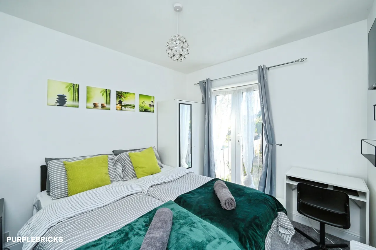 Hollydale Road, Nottingham, NG3, photo 22