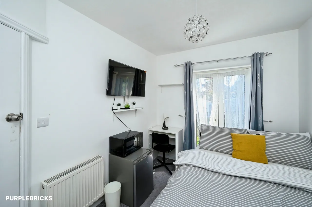 Hollydale Road, Nottingham, NG3, photo 19