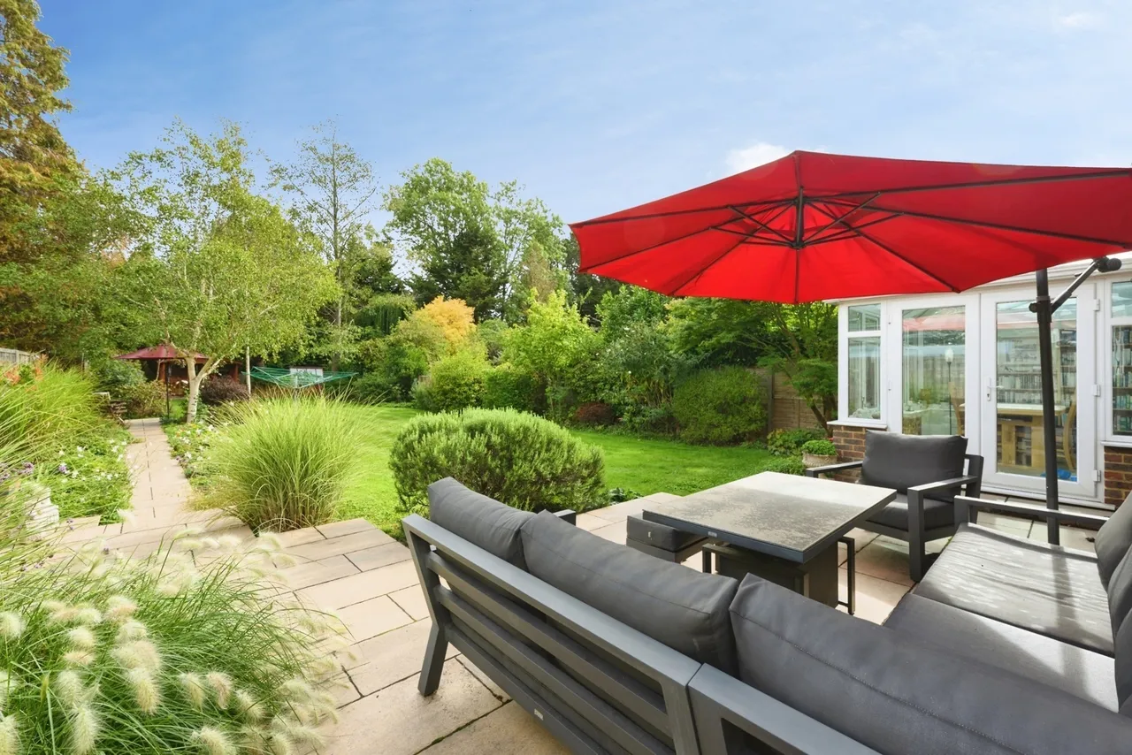 London Road South, Redhill, RH1, photo 5